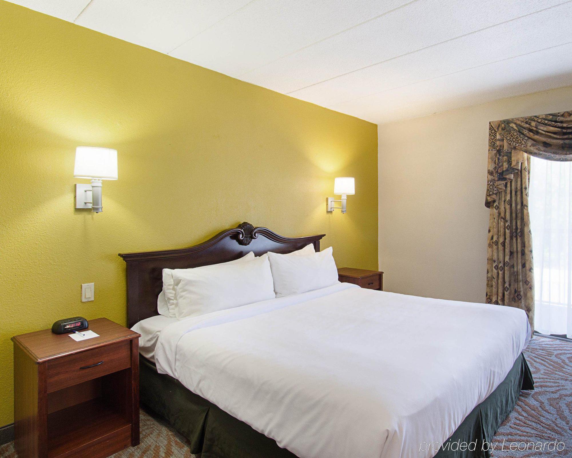 Suburban Extended Stay Hotel Worcester Exterior foto