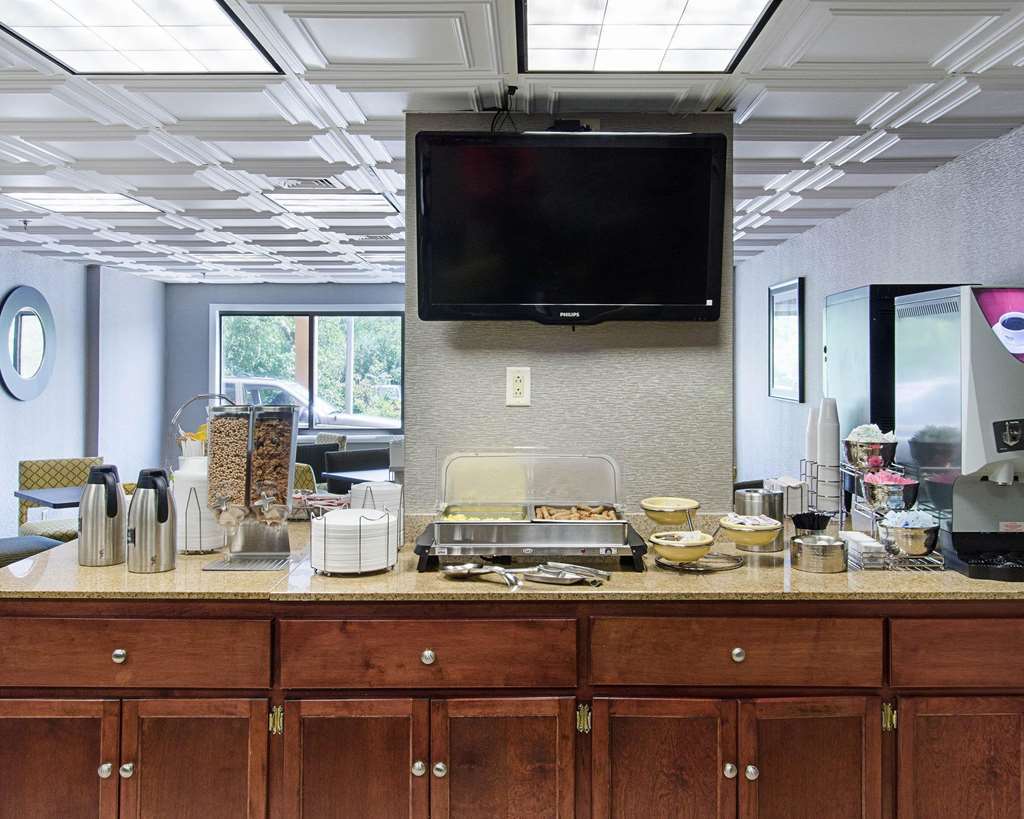 Suburban Extended Stay Hotel Worcester Restaurante foto